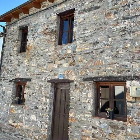 Medulillas 1 Casa A 2000 M De Medulas Yeres